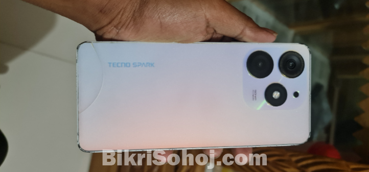 Tecno spark 10 pro 4+4/128GB